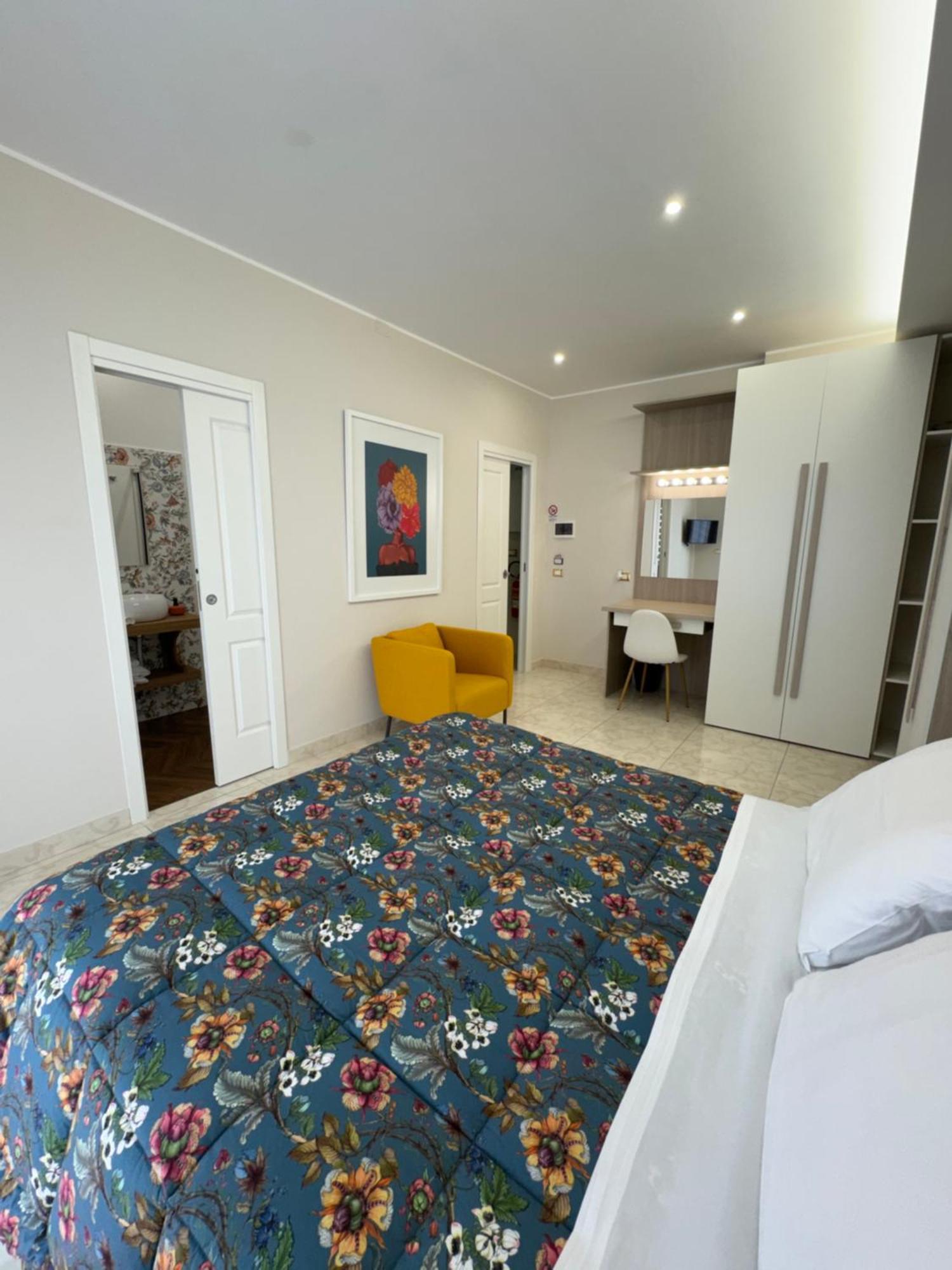 Casa Anatrella Comfort House Naples Exterior photo